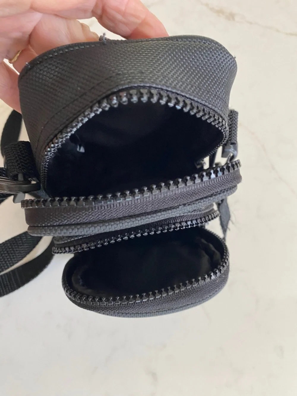 Ambico Camera Black Bag, Two Zippered pockets, Adjustable Strap